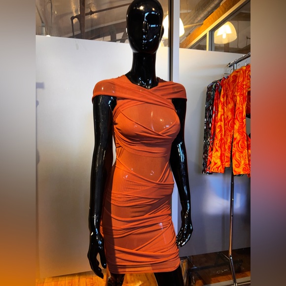 SIEMPRE Mesh Wrap Dress - Picture 4 of 4